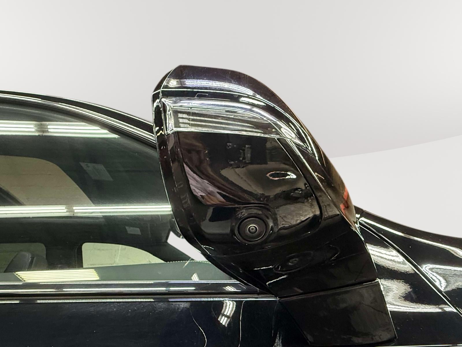 2025 Cadillac Escalade ESV Sport