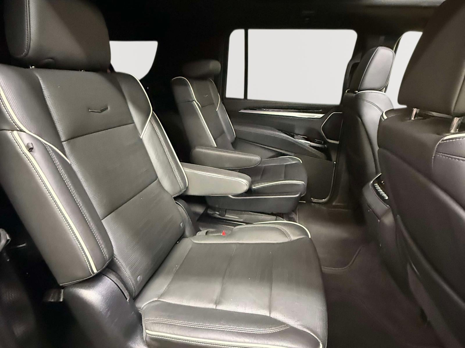 2025 Cadillac Escalade ESV Sport