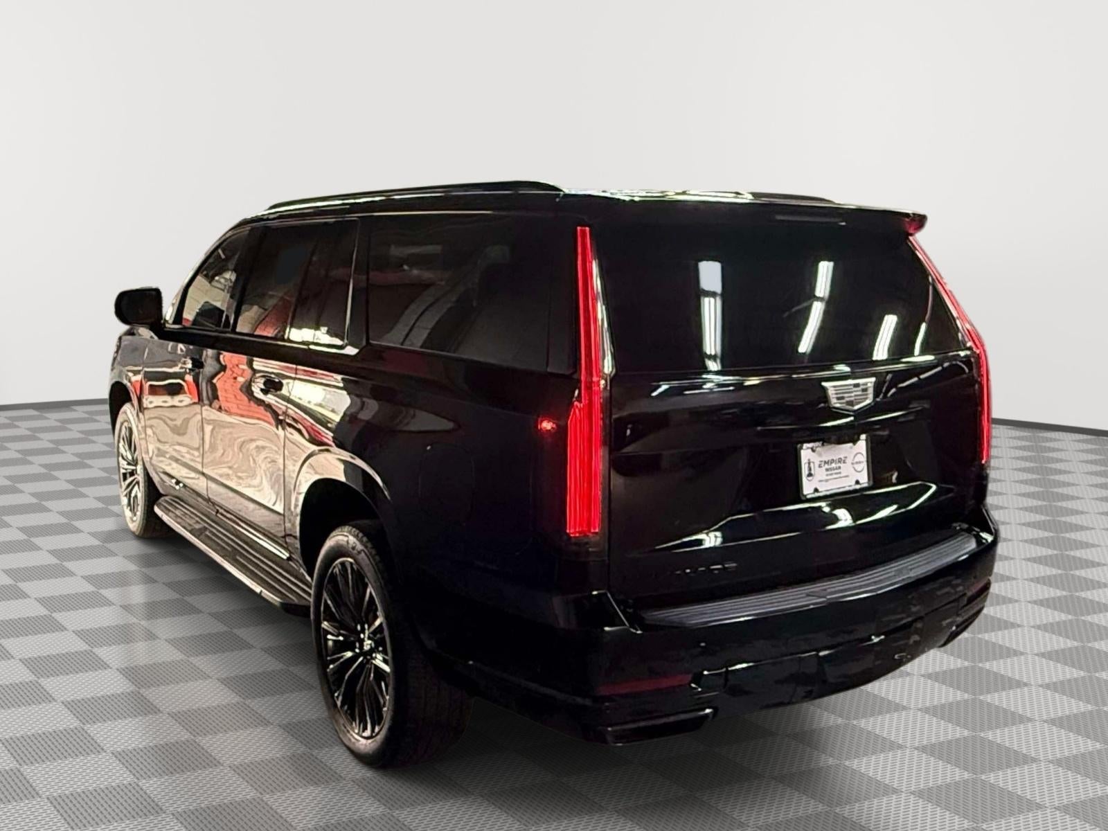 2025 Cadillac Escalade ESV Sport