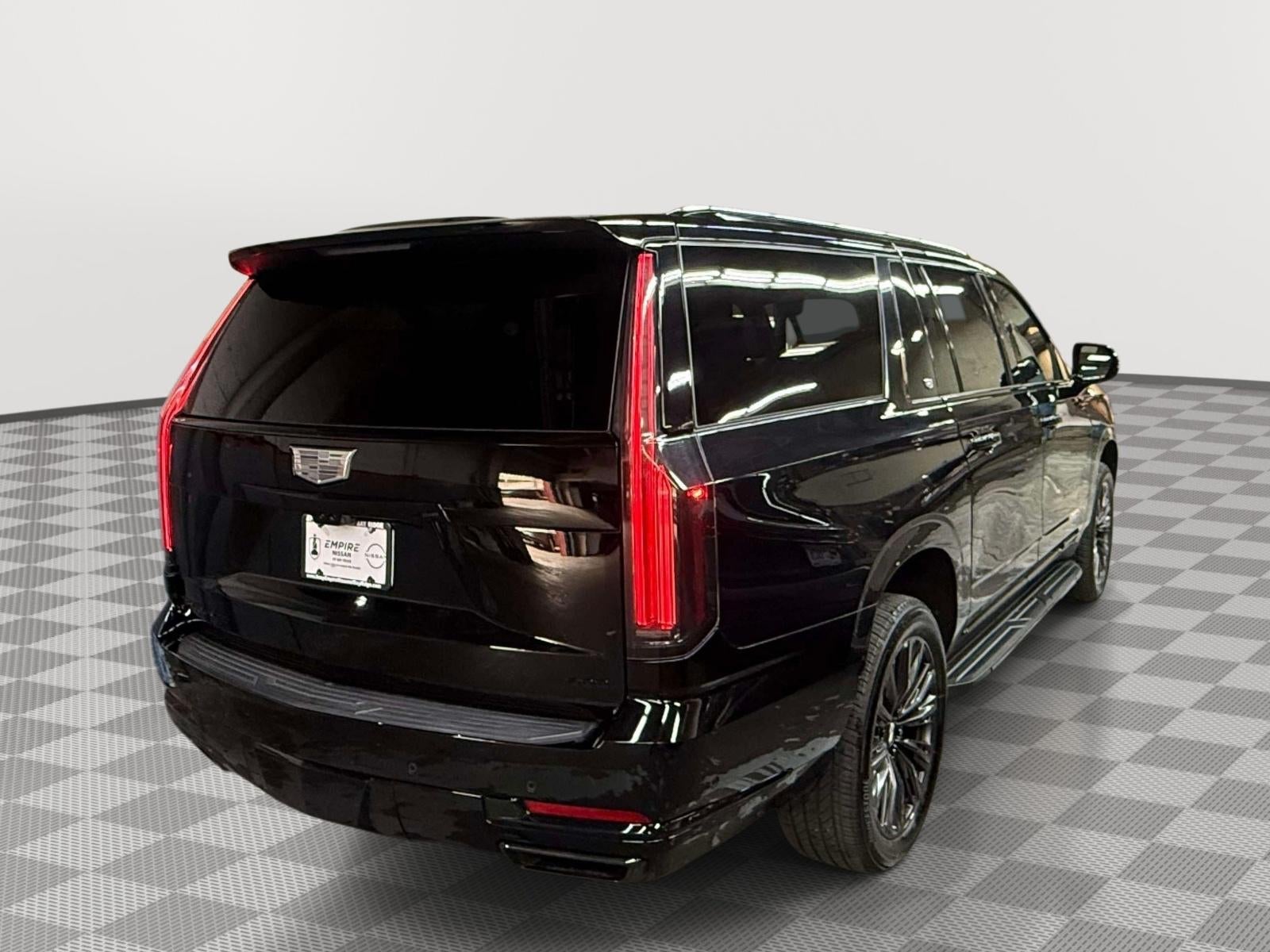 2025 Cadillac Escalade ESV Sport