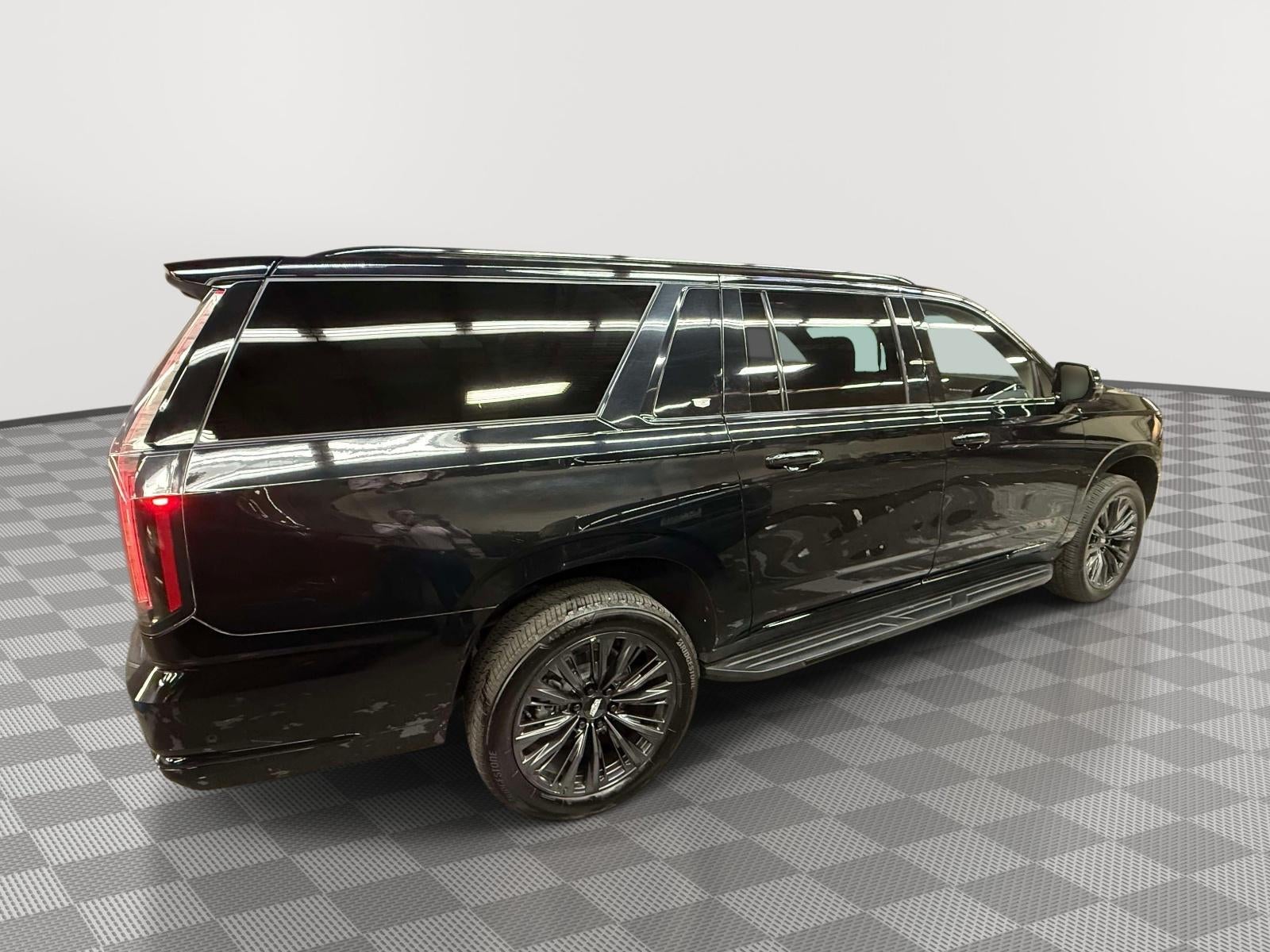 2025 Cadillac Escalade ESV Sport