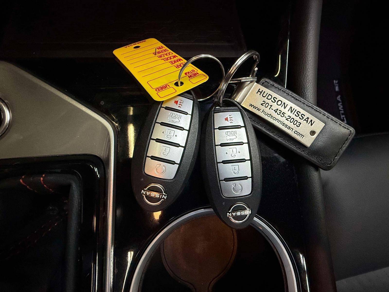 2023 Nissan Altima SR FWD