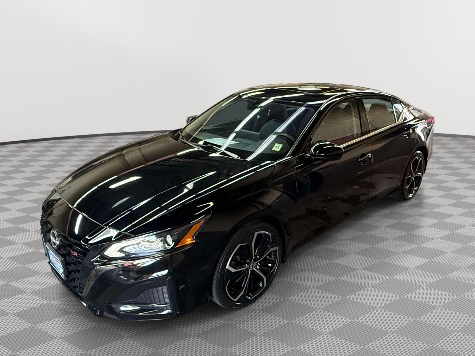 2023 Nissan Altima SR FWD