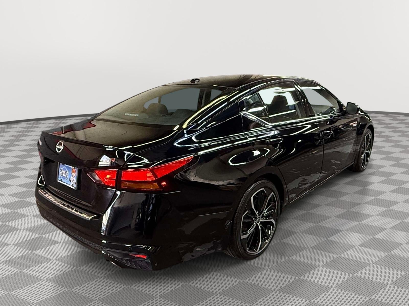 2023 Nissan Altima SR FWD