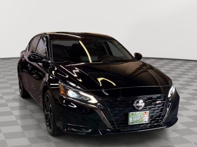 2023 Nissan Altima SR Intelligent AWD