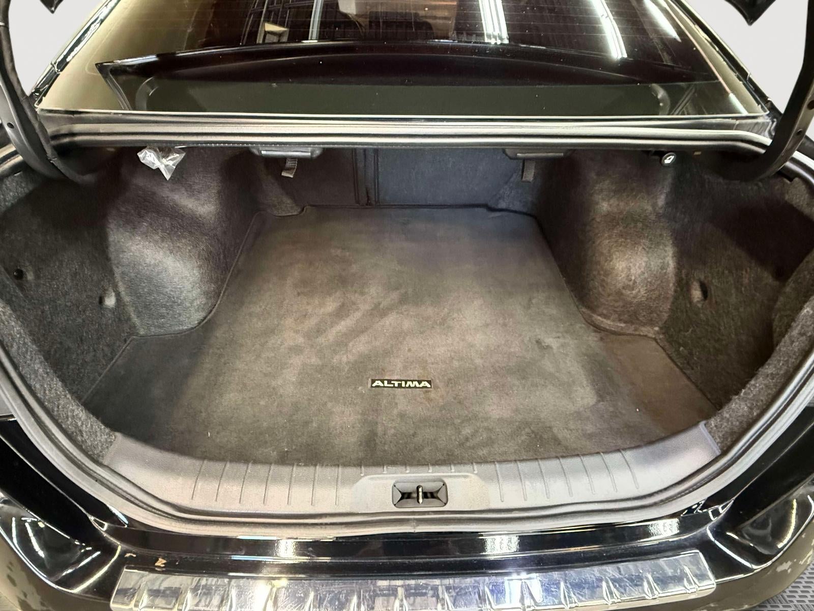 2023 Nissan Altima SR Intelligent AWD