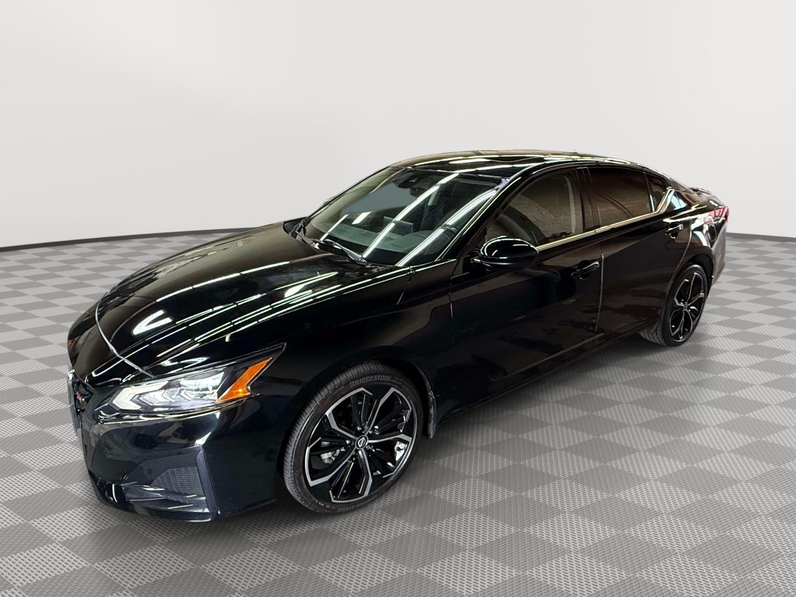 2023 Nissan Altima SR Intelligent AWD