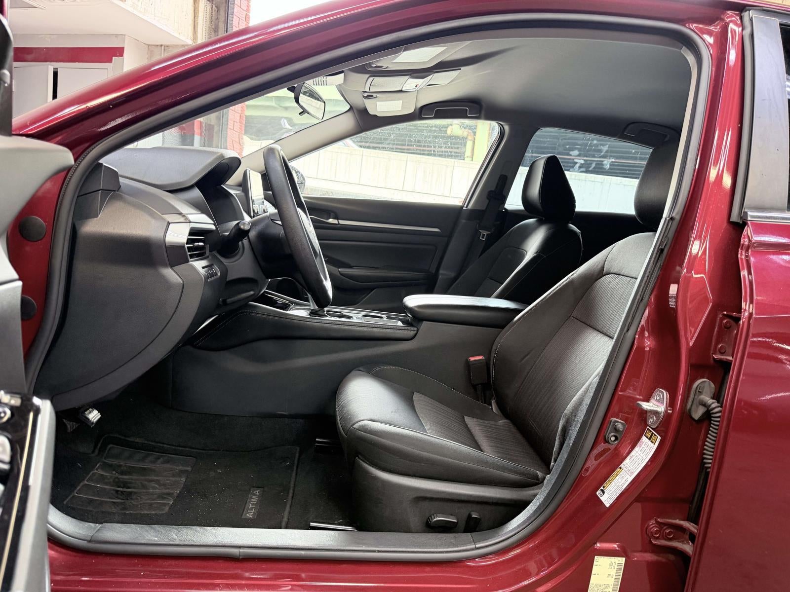 2023 Nissan Altima SV FWD