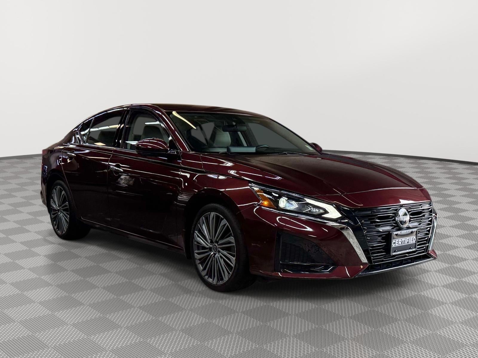 2023 Nissan Altima SL FWD