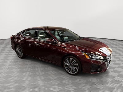 2023 Nissan Altima SL FWD