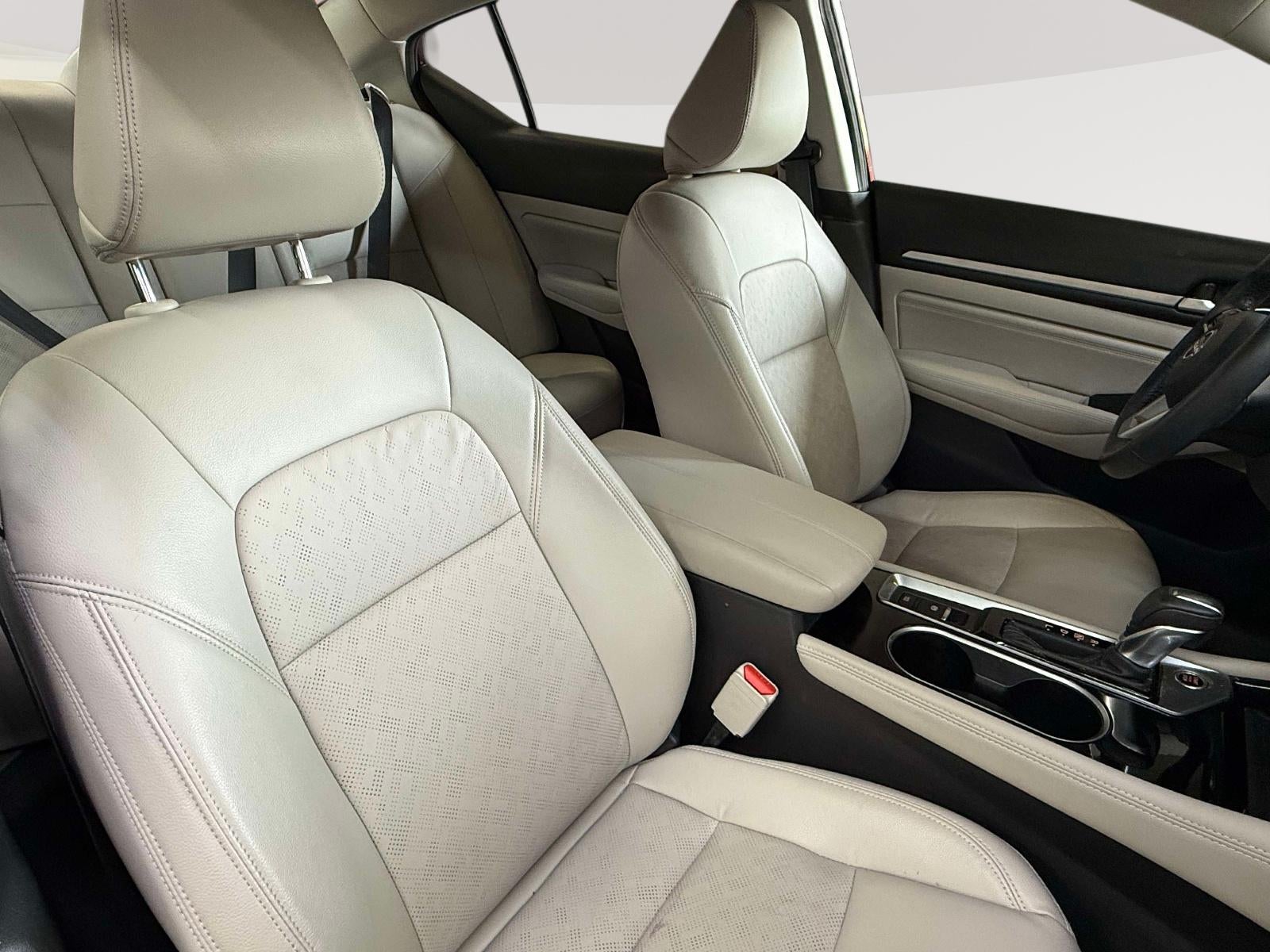 2023 Nissan Altima SL FWD