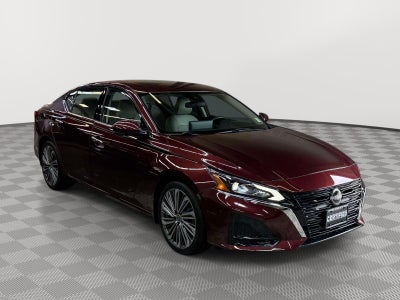 2023 Nissan Altima SL FWD
