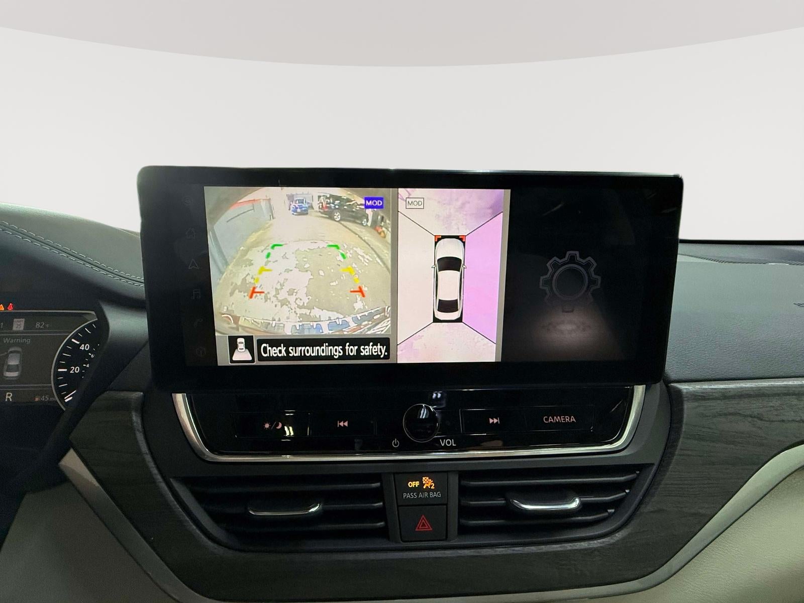 2023 Nissan Altima SL FWD