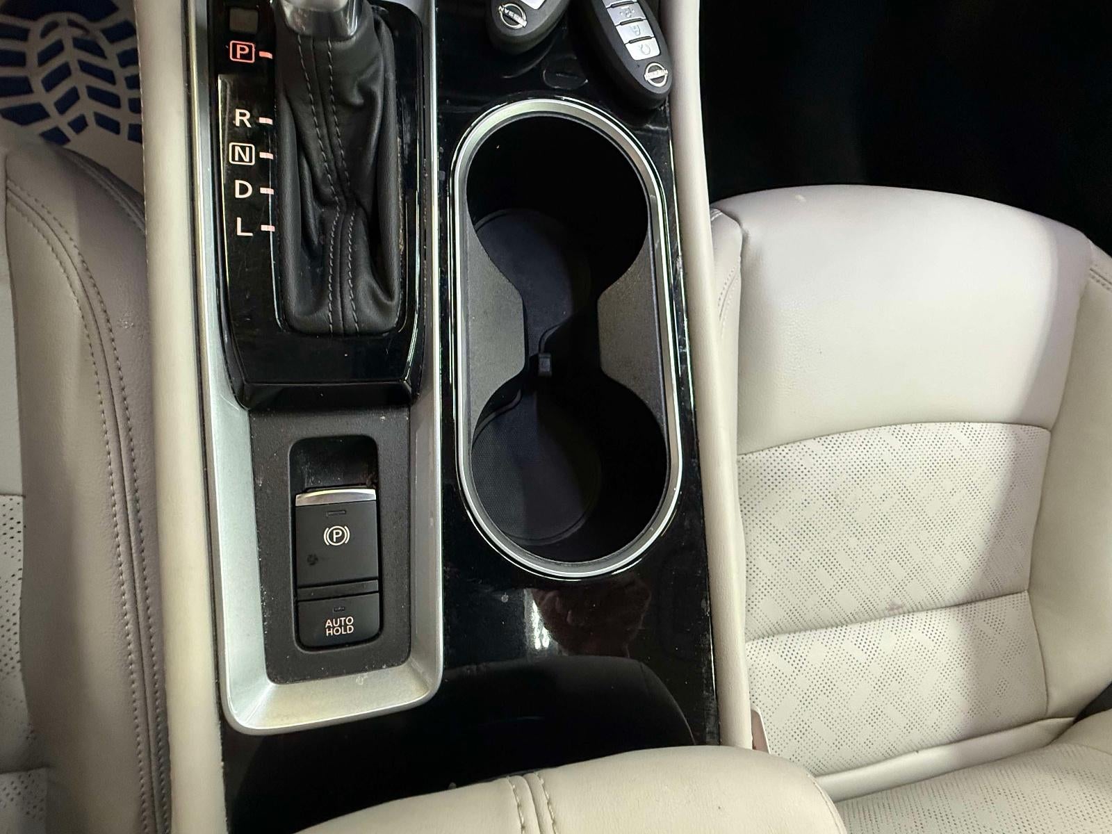 2023 Nissan Altima SL FWD