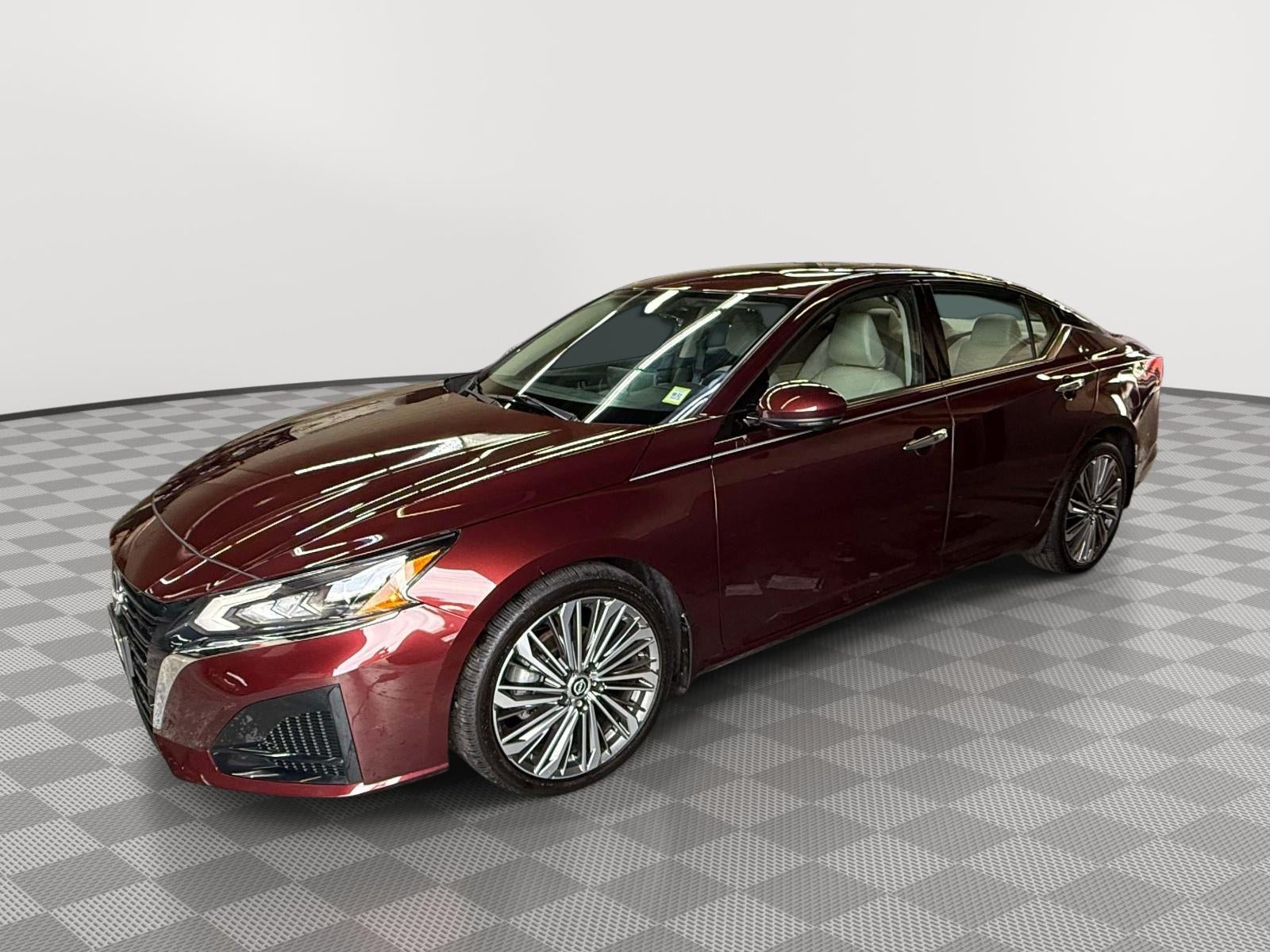2023 Nissan Altima SL FWD
