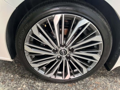 2023 Nissan Altima SL FWD