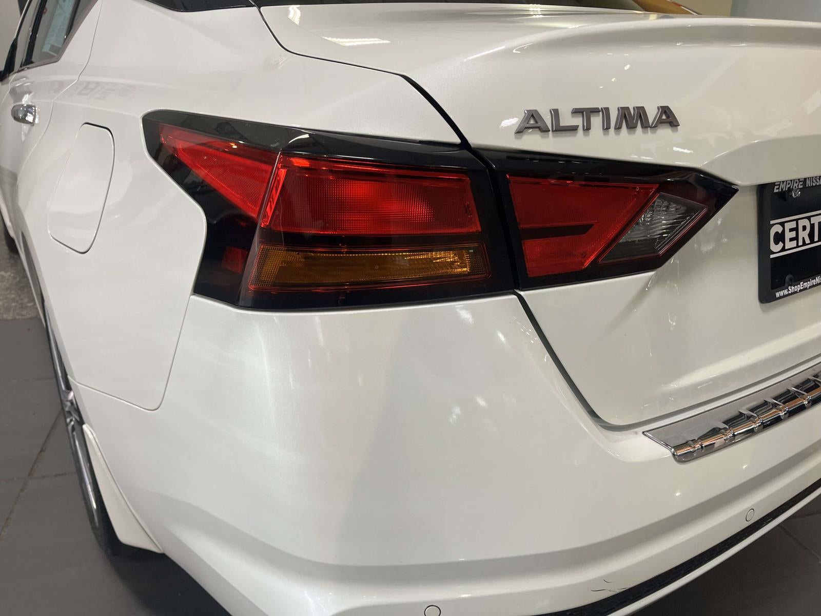 2023 Nissan Altima SL FWD