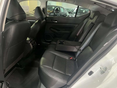 2023 Nissan Altima SL FWD