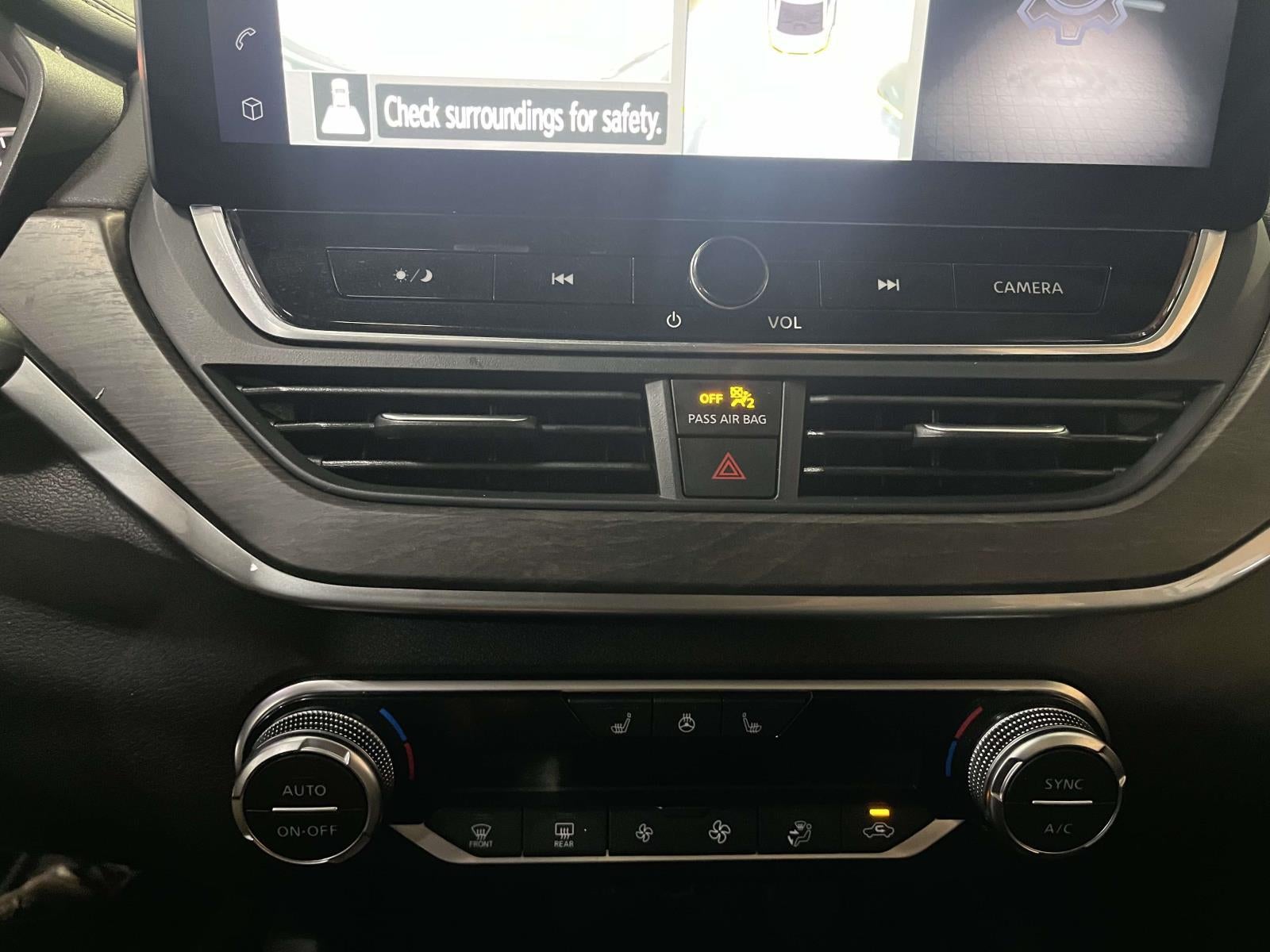 2023 Nissan Altima SL FWD