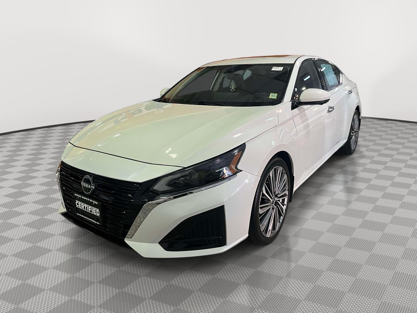 2023 Nissan Altima SL FWD