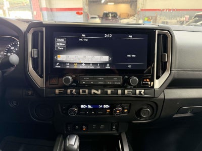 2025 Nissan Frontier Crew Cab SV 4x2