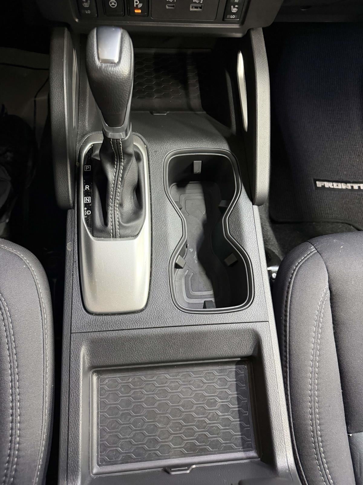 2025 Nissan Frontier Crew Cab SV 4x2