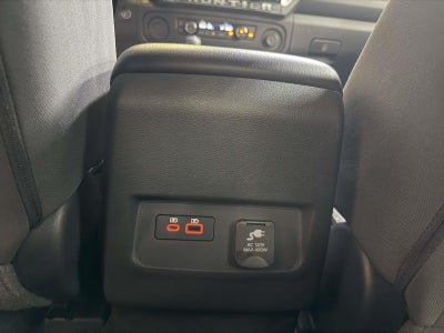 2025 Nissan Frontier Crew Cab SV 4x2