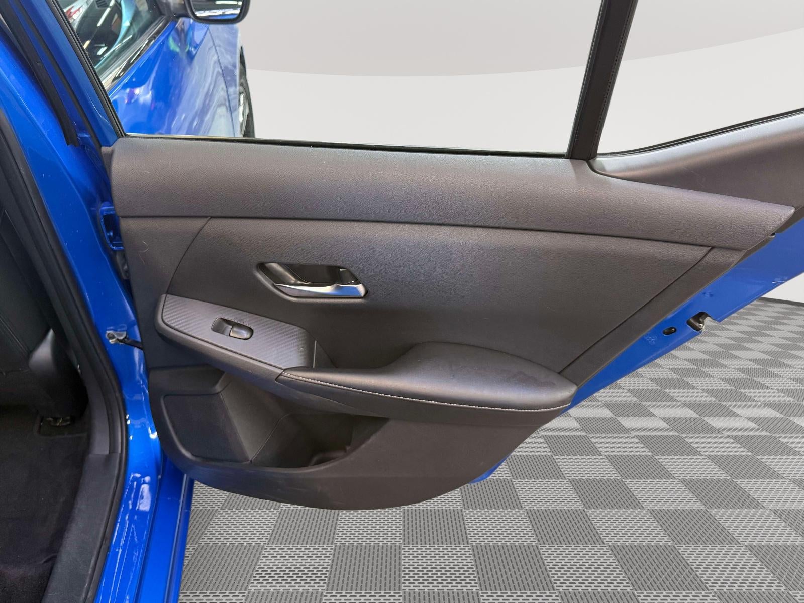 2023 Nissan Sentra SV Xtronic CVT