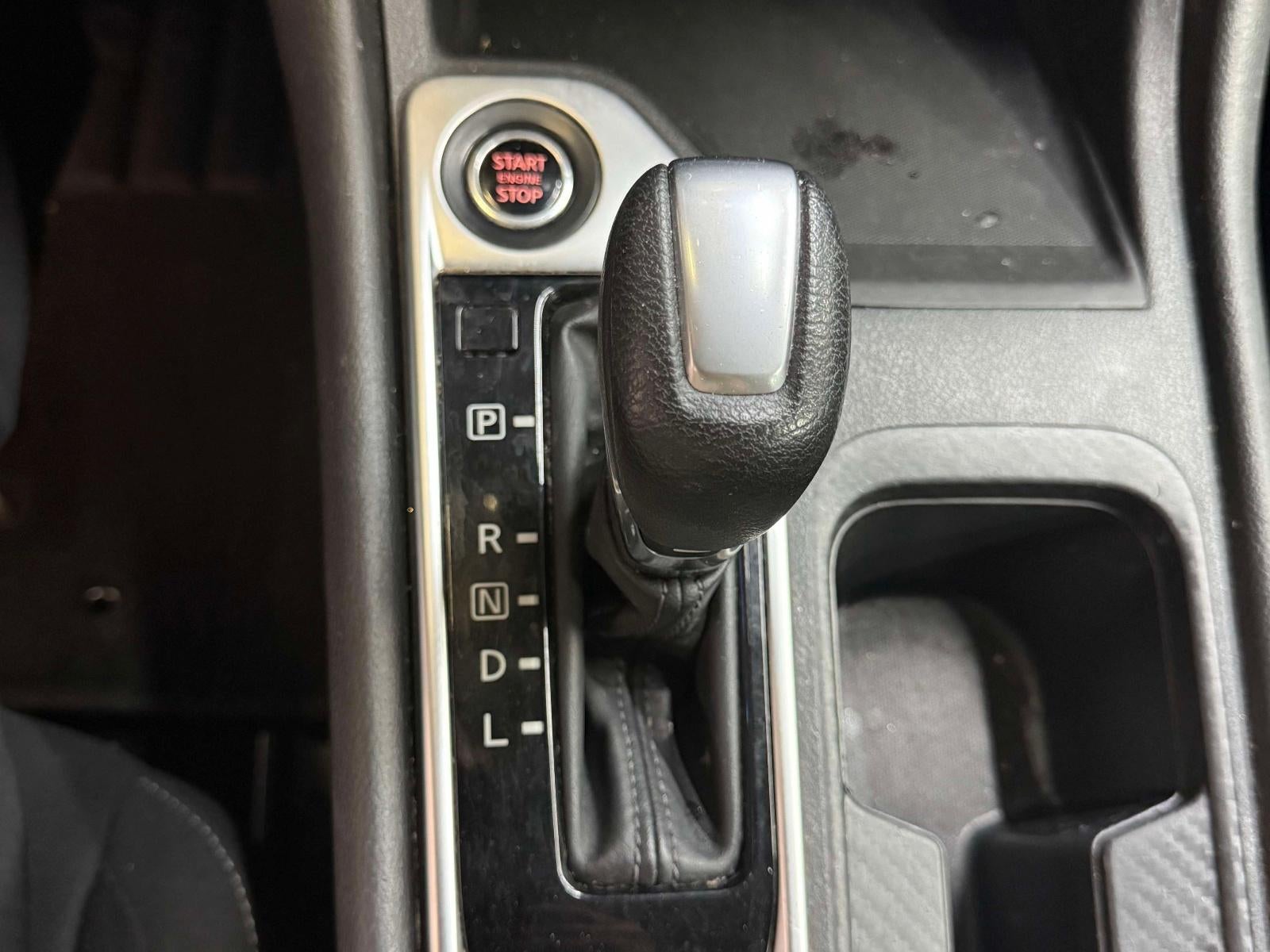 2023 Nissan Sentra SV Xtronic CVT