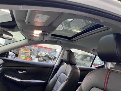 2022 Nissan Sentra SR Xtronic CVT