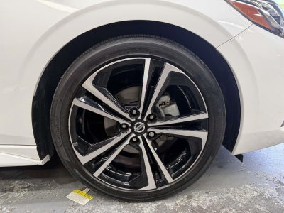 2022 Nissan Sentra SR Xtronic CVT