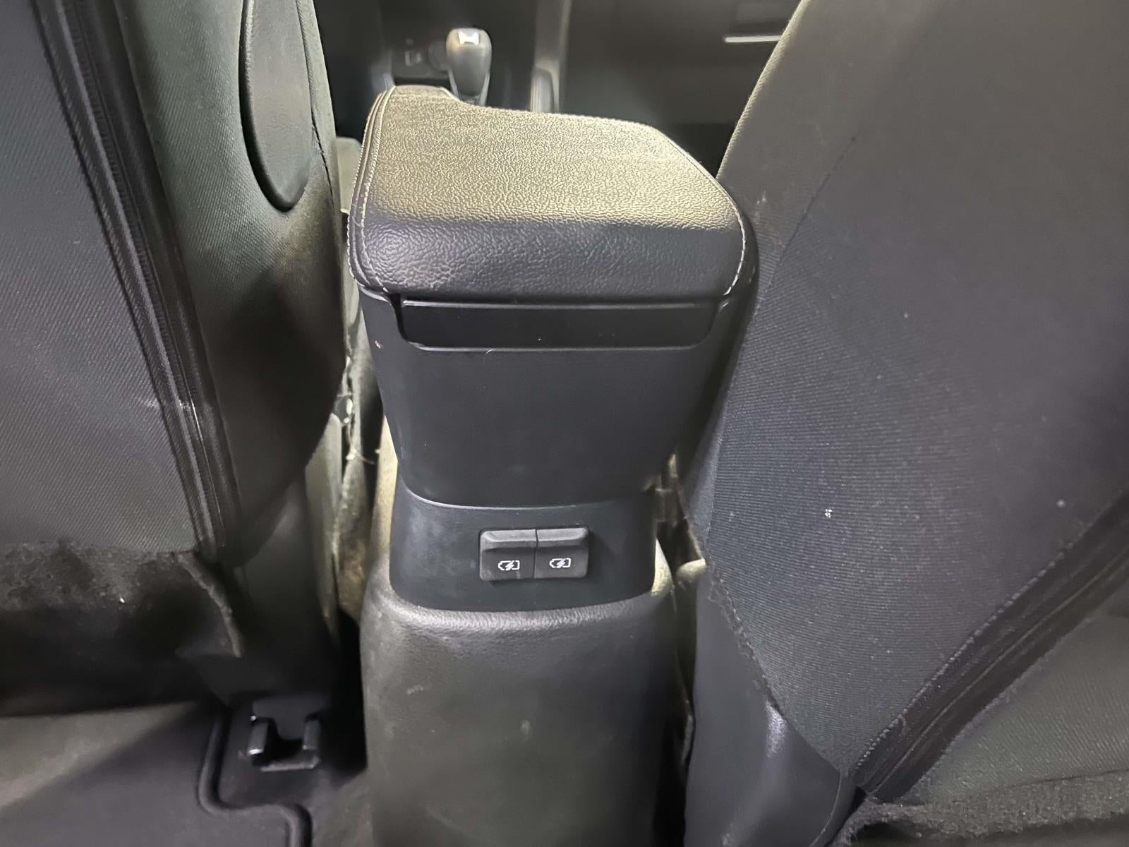 2024 Nissan Kicks S Xtronic CVT