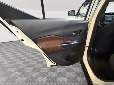 2024 Nissan Kicks SR Xtronic CVT
