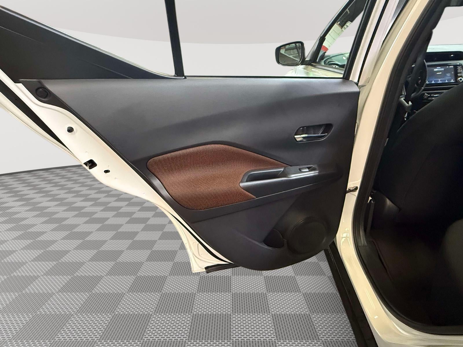 2024 Nissan Kicks SR Xtronic CVT