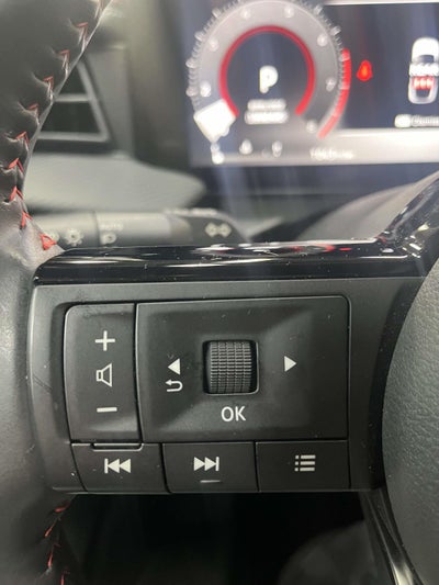 2025 Nissan Kicks SR Intelligent AWD