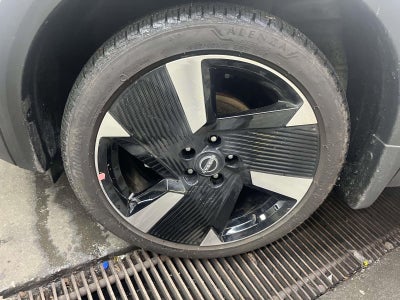 2025 Nissan Kicks SR Intelligent AWD