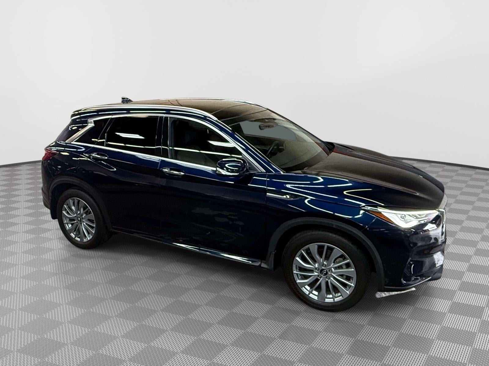 2023 INFINITI QX50 LUXE AWD