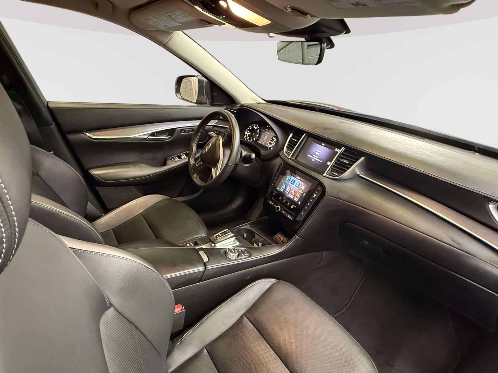 2023 INFINITI QX50 LUXE AWD