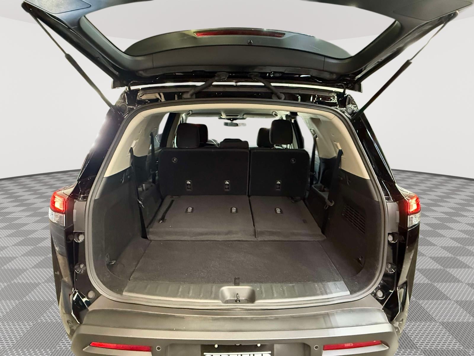 2025 Nissan Pathfinder S 4WD