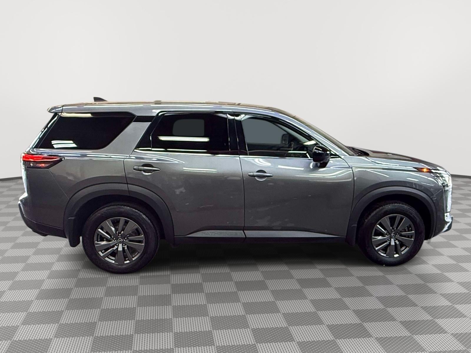 2024 Nissan Pathfinder S 4WD