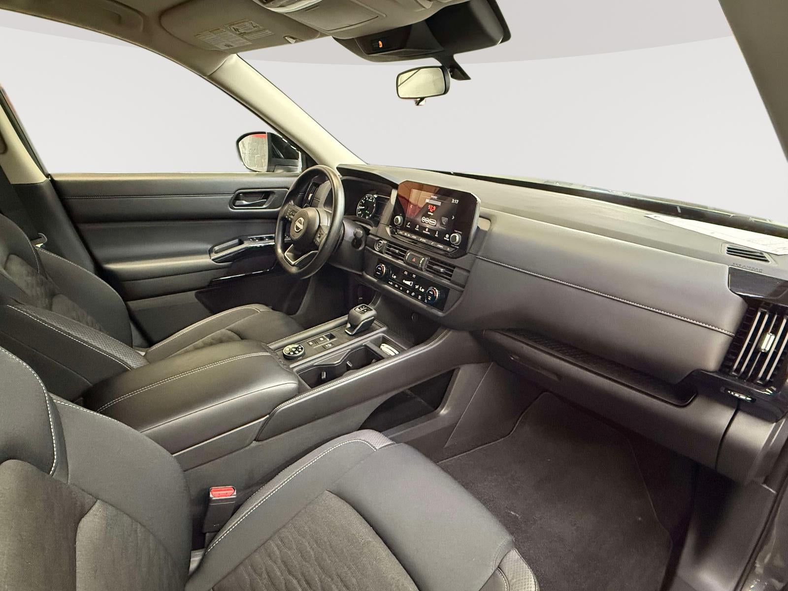 2024 Nissan Pathfinder S 4WD