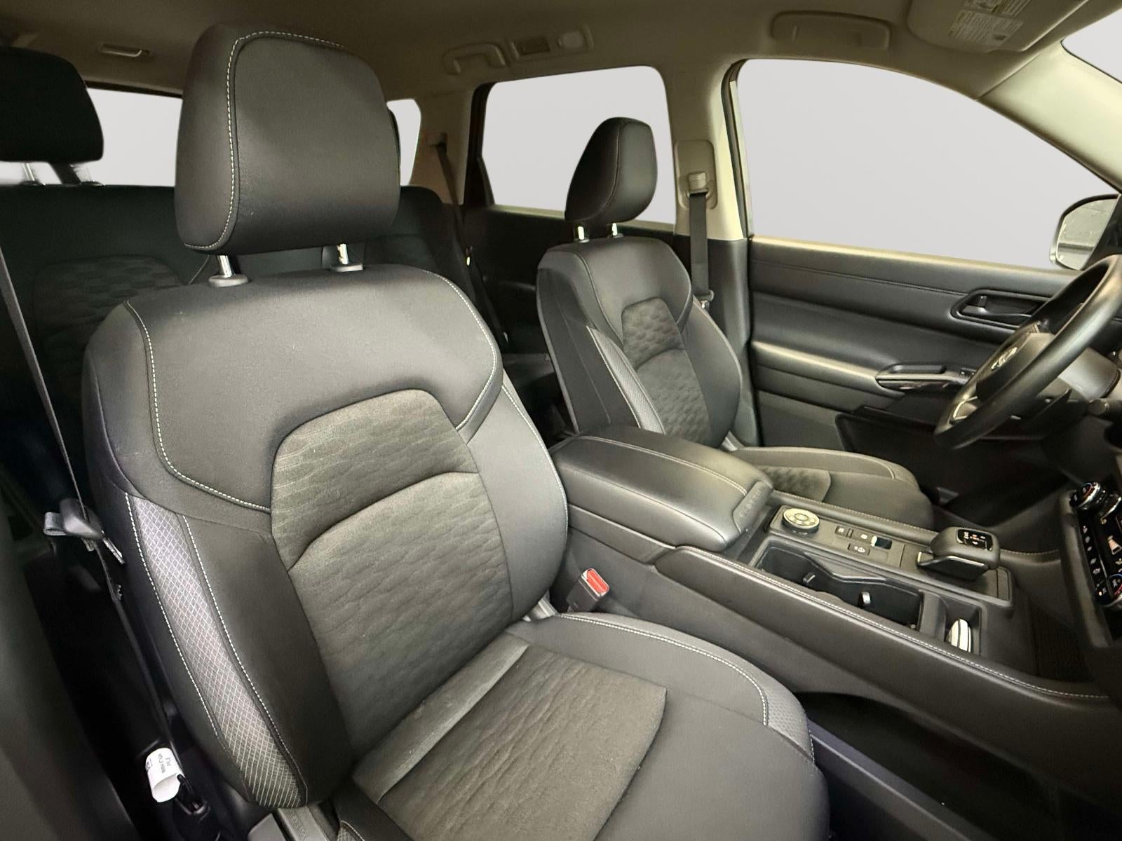 2024 Nissan Pathfinder S 4WD
