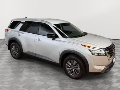 2025 Nissan Pathfinder S 4WD