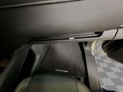 2025 Nissan Pathfinder S 4WD