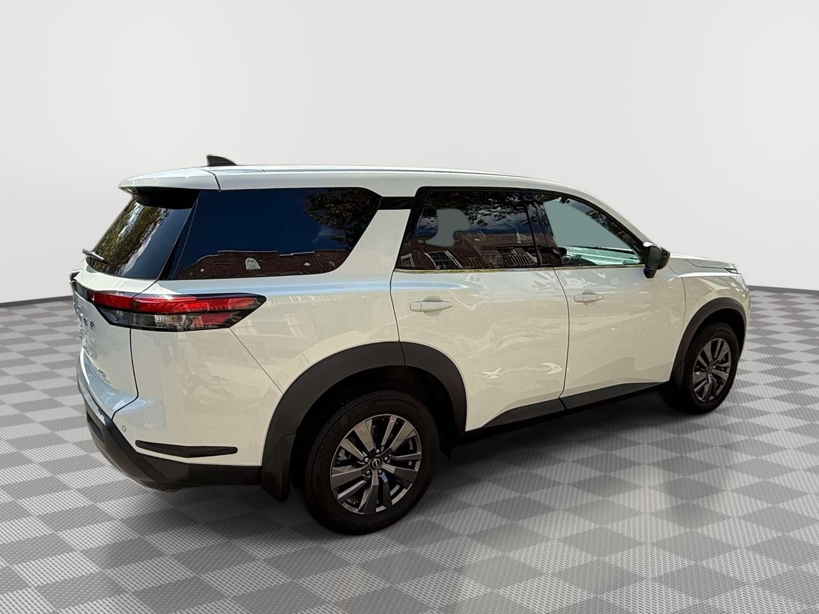 2023 Nissan Pathfinder S 4WD