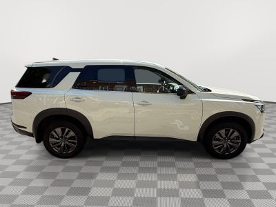 2023 Nissan Pathfinder S 4WD