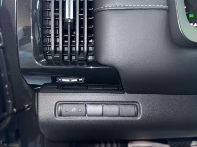 2025 Nissan Pathfinder S 4WD
