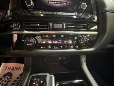 2024 Nissan Pathfinder SV FWD
