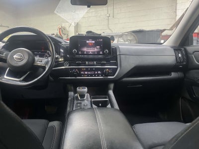 2022 Nissan Pathfinder SV 4WD