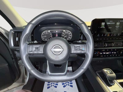 2024 Nissan Pathfinder SL 4WD